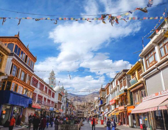 DISCOVERING LADAKH WITH KARGIL